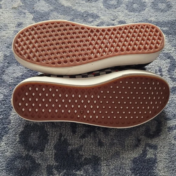 Vans 11.5 - Picture 8 of 12